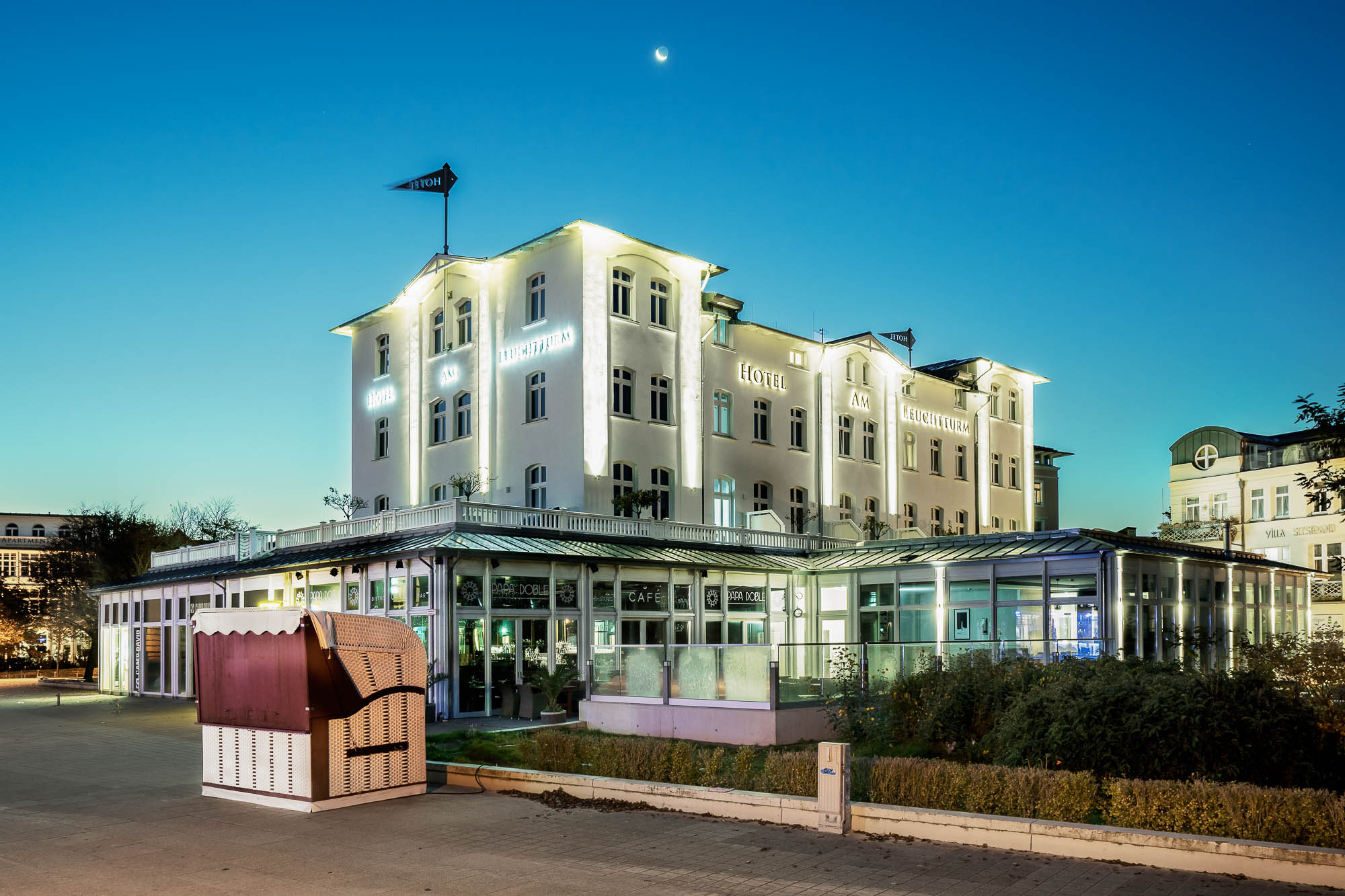 Außenansicht des Hotel am Leuchtturm in Warnemünde